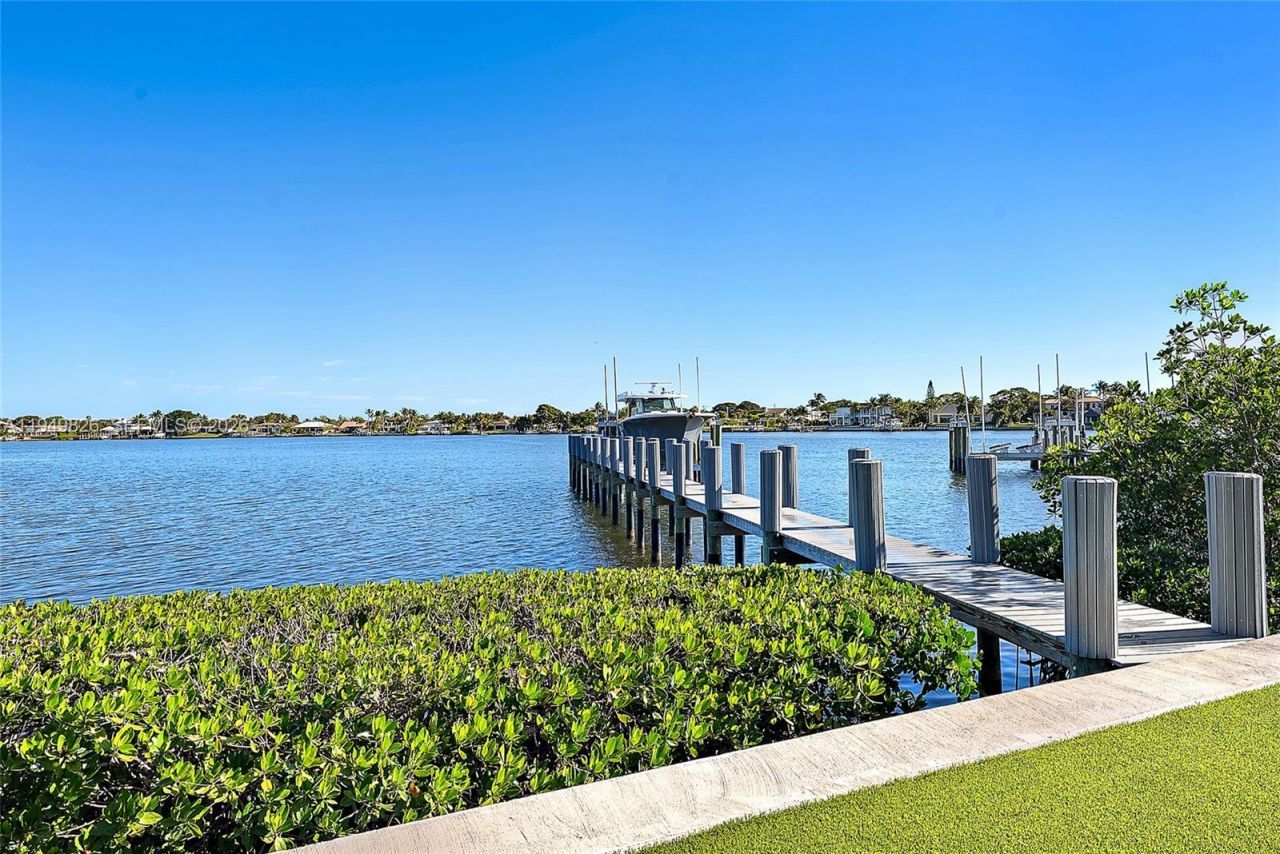 9 Bamboo Ln, Jupiter, FL 33458 Photo