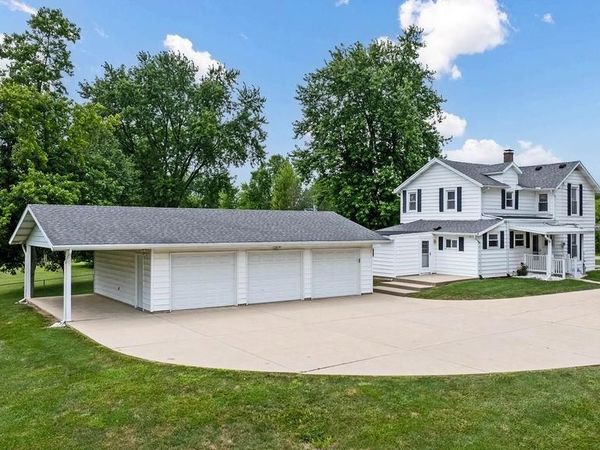 4461 New Carlisle Pike, Springfield, OH 45504