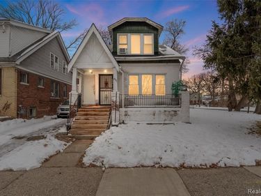 15791 Cherrylawn Street, Detroit, MI 48238