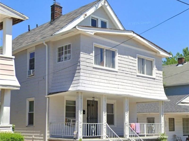 16523 Kipling Avenue, Cleveland, OH 44110 Photo 3