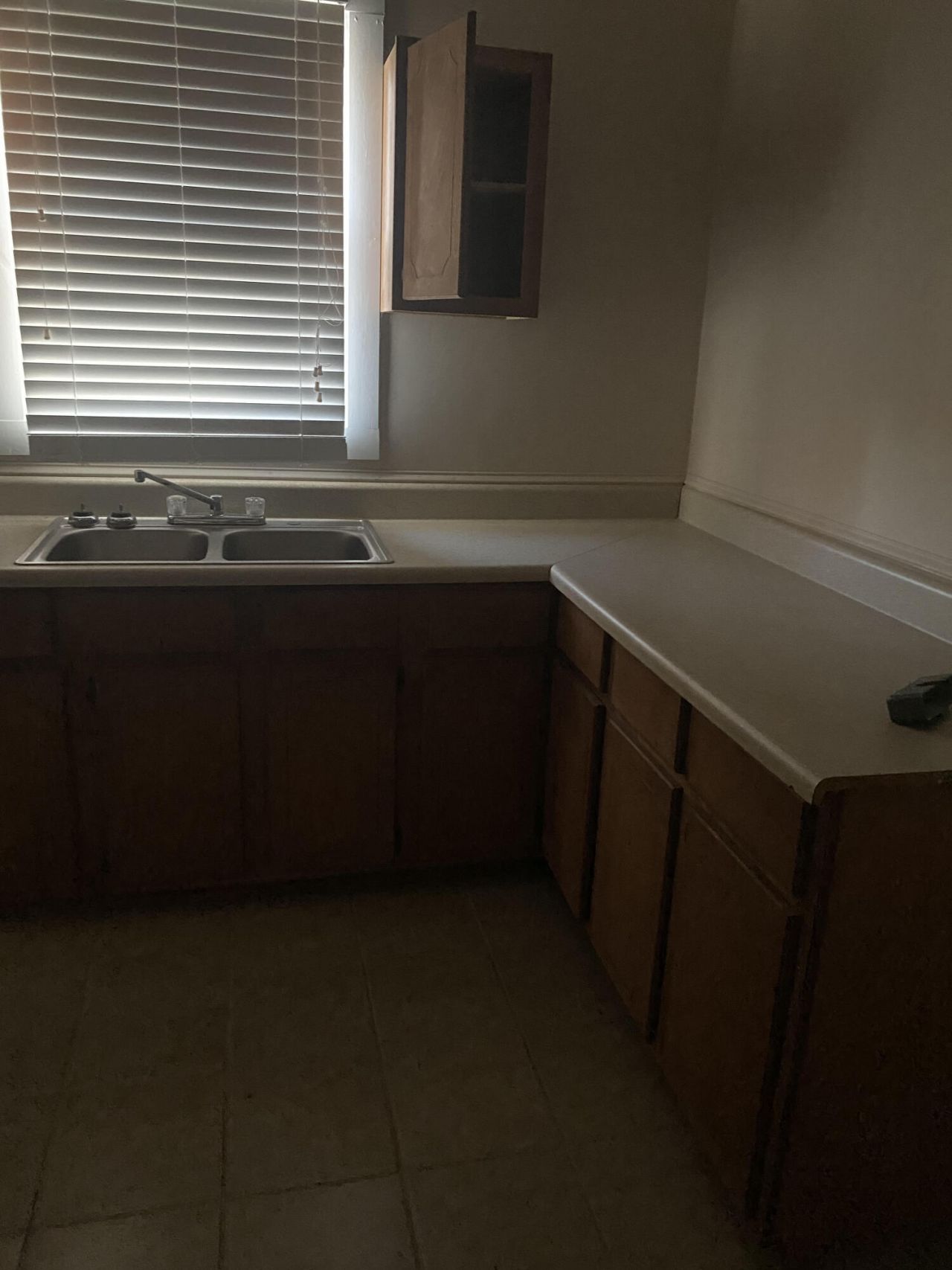 3497 Main Highway Photo 7