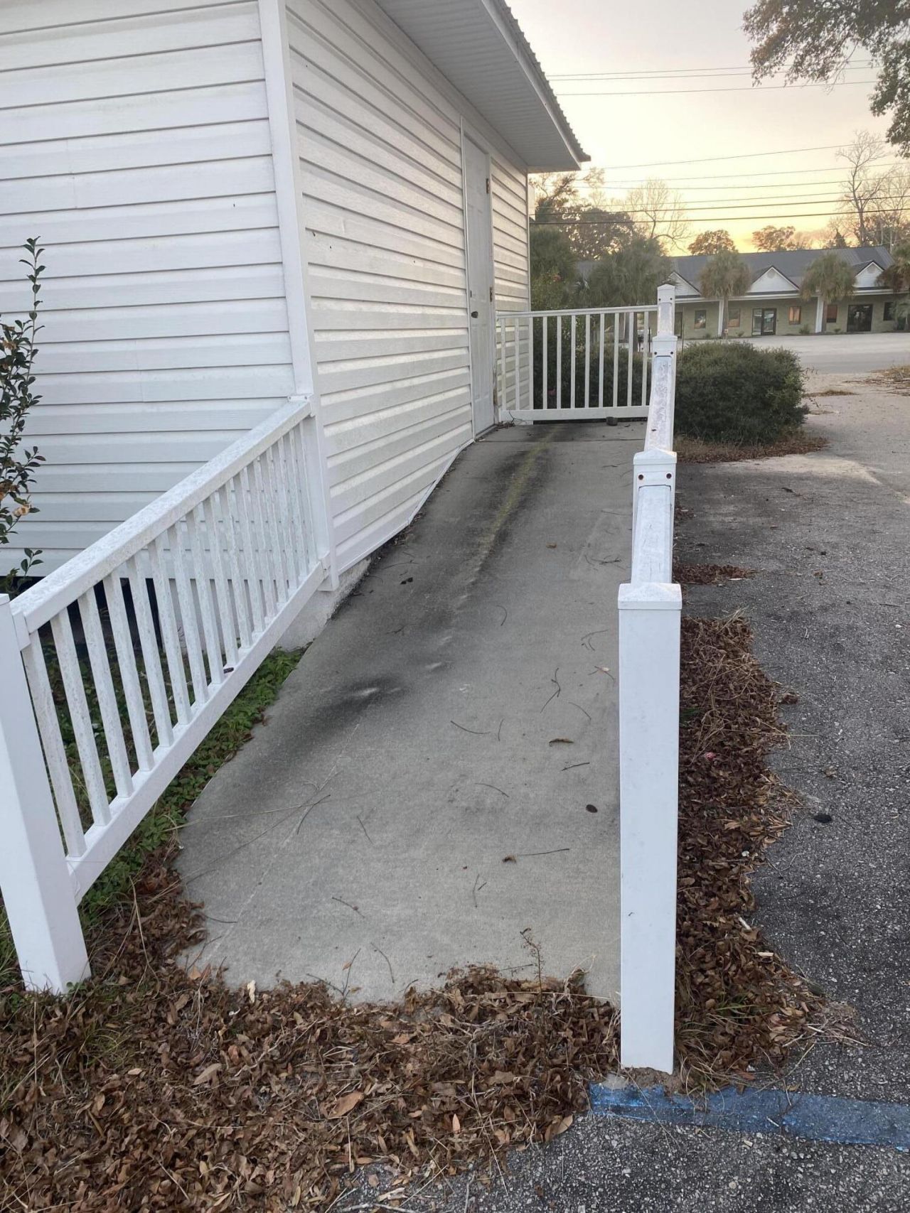 3497 Main Highway Photo 8