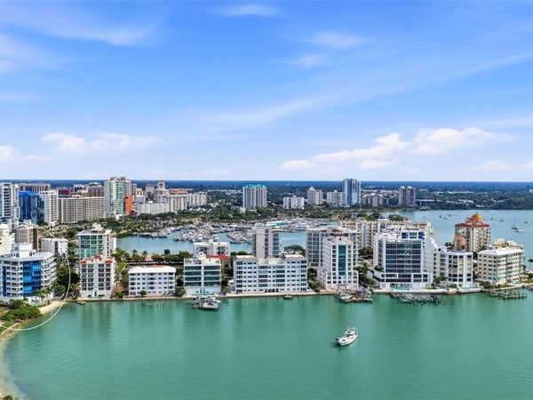136 GOLDEN GATE POINT, Unit 502, SARASOTA, FL 34236