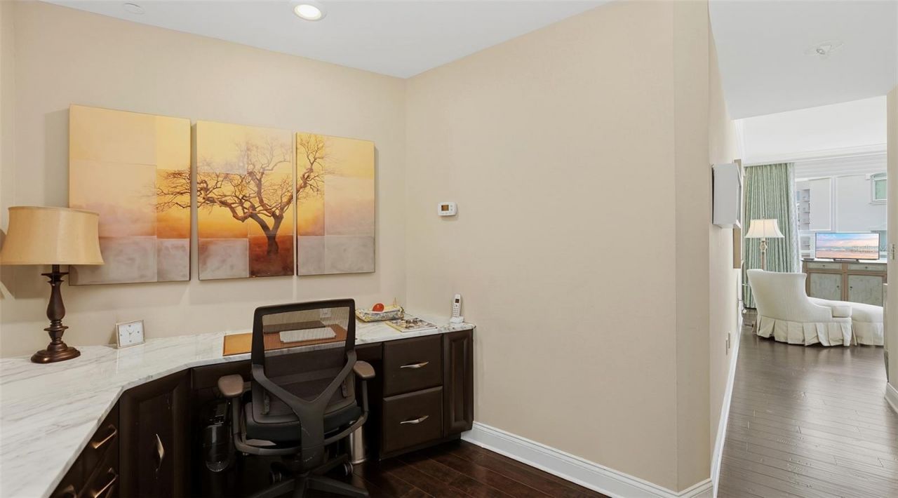 136 Golden Gate Point, Unit 502, Sarasota, FL 34236 Photo