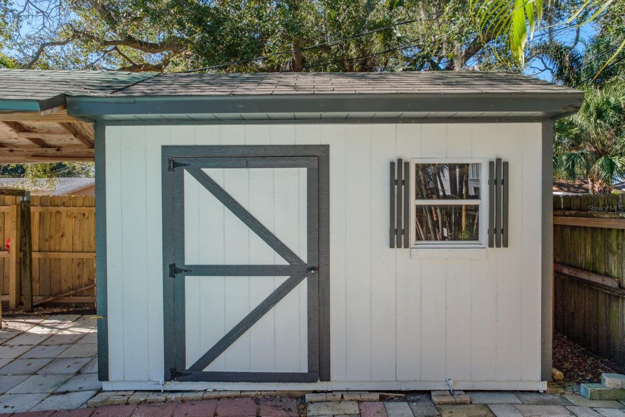 301 43rd Avenue N, Saint Petersburg, FL 33703 Photo