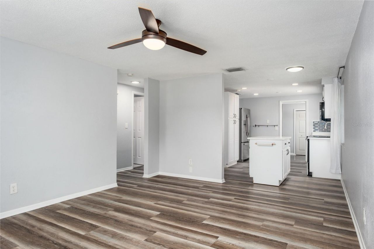 301 43rd Avenue N, Saint Petersburg, FL 33703 Photo