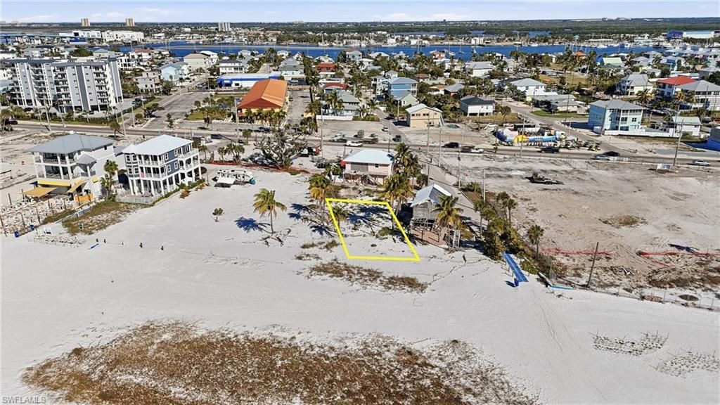 42 Avenue E, Fort Myers Beach, FL 33931 Photo