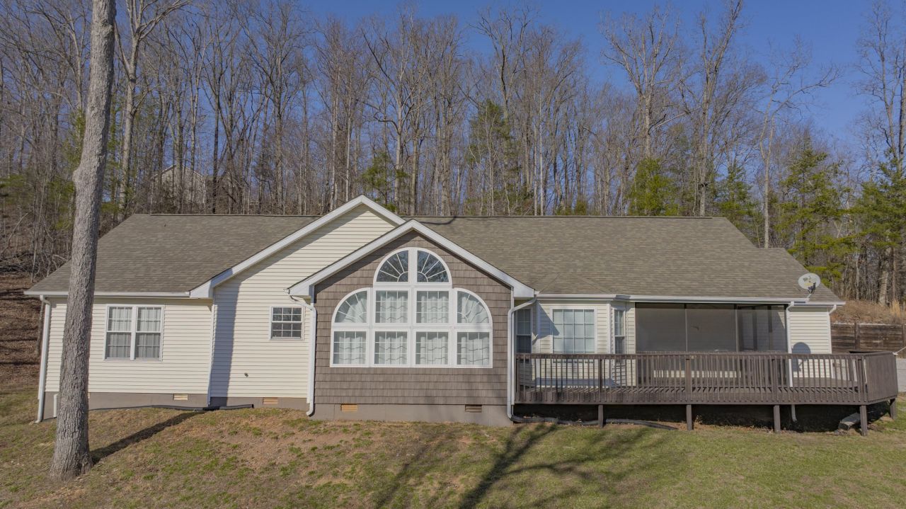 445 Whippoorwill Drive, Burnside, KY 42519 Main Photo