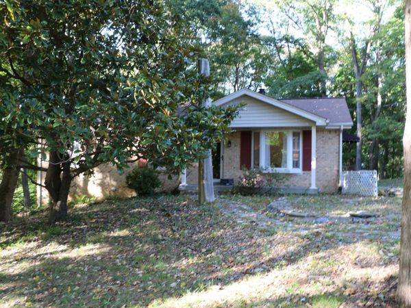 502 Bryan Rd, Clarksville, TN 37043