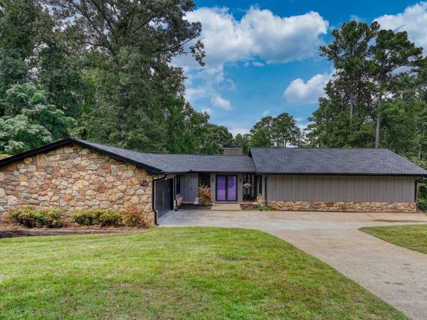 1821 Holmes Drive SW, Conyers, GA 30094