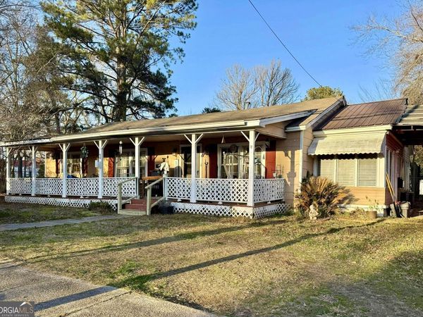211 Dromedary Street, Woodbury, GA 30293