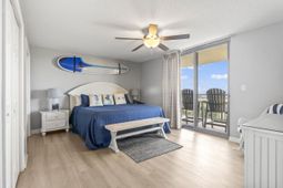 8560 Queensway Blvd. photo 4