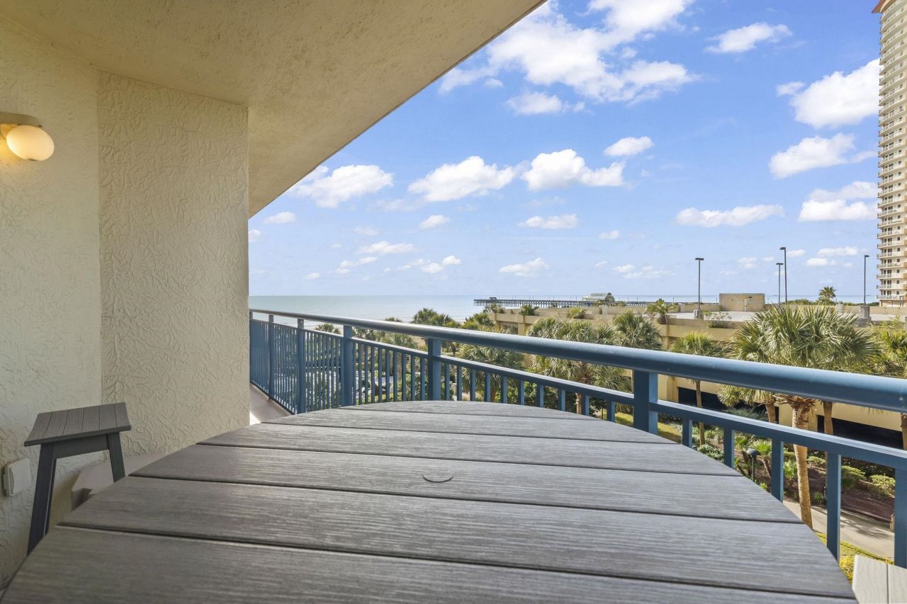 8560 Queensway Blvd. Photo 28