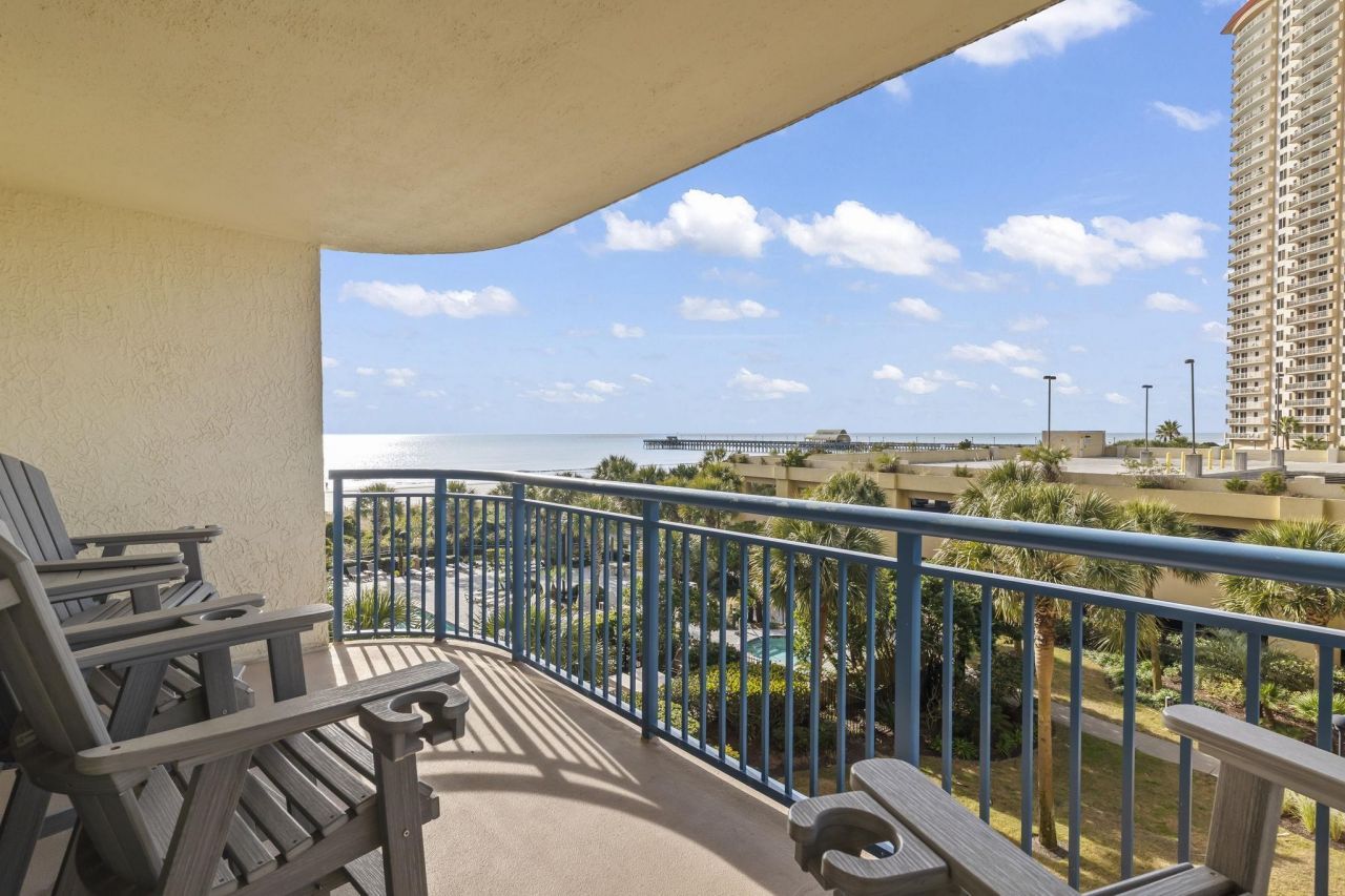 8560 Queensway Blvd. Photo 31