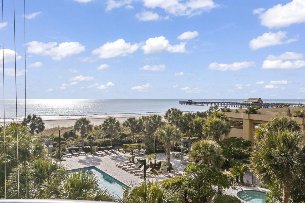 8560 Queensway Blvd. Photo 32