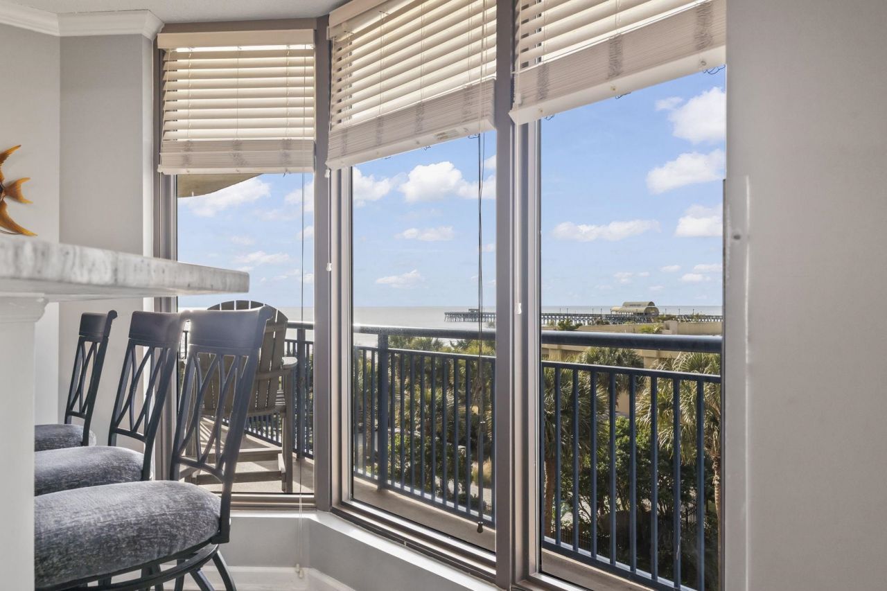 8560 Queensway Blvd. Photo 34