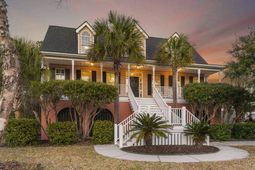 1823 Delacourt Avenue photo 4