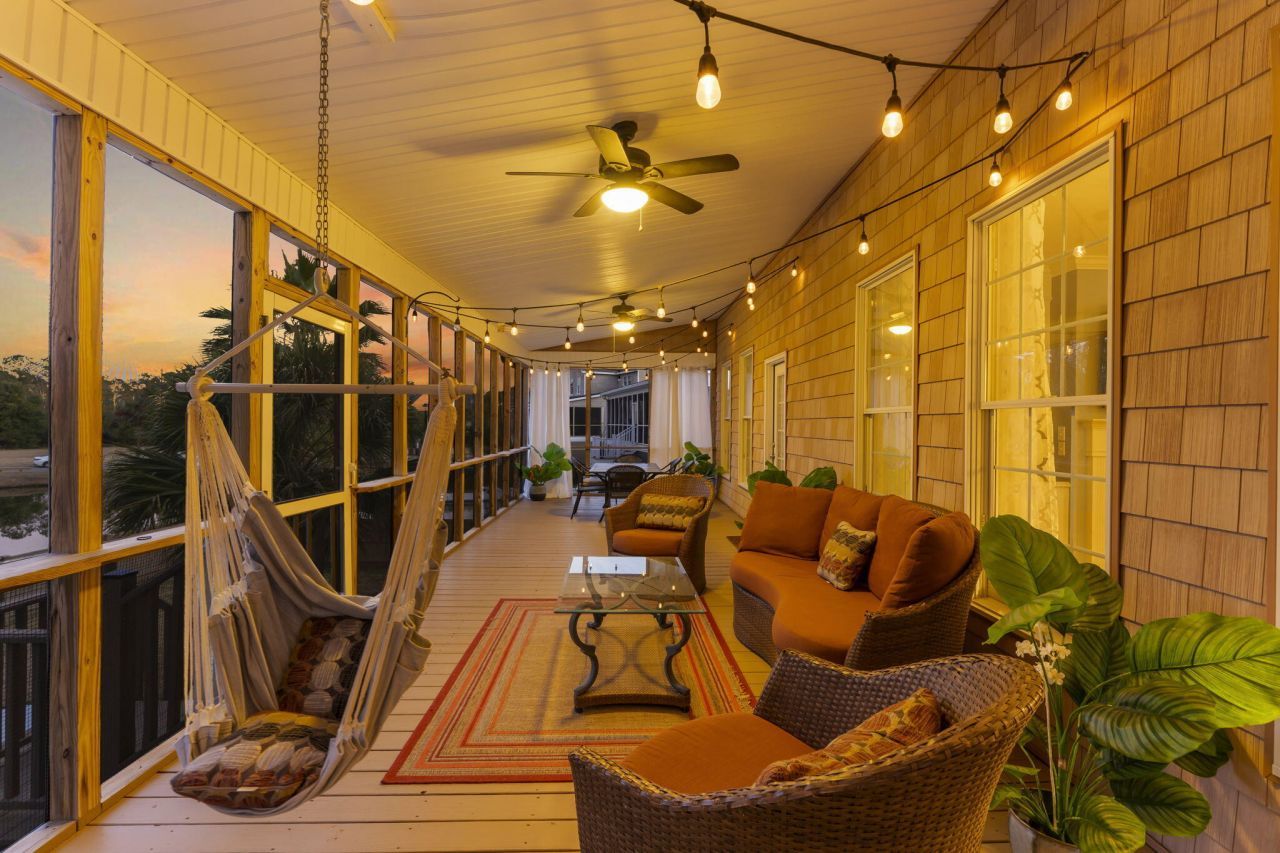 1823 Delacourt Avenue Photo 27