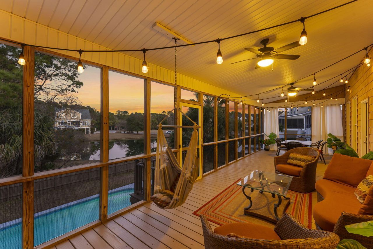 1823 Delacourt Avenue Photo 28