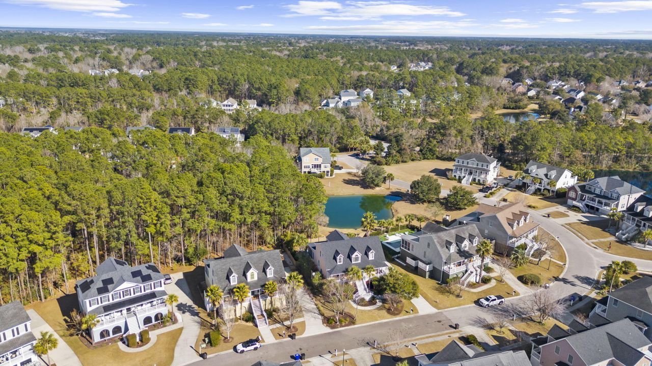 1823 Delacourt Avenue Photo 41