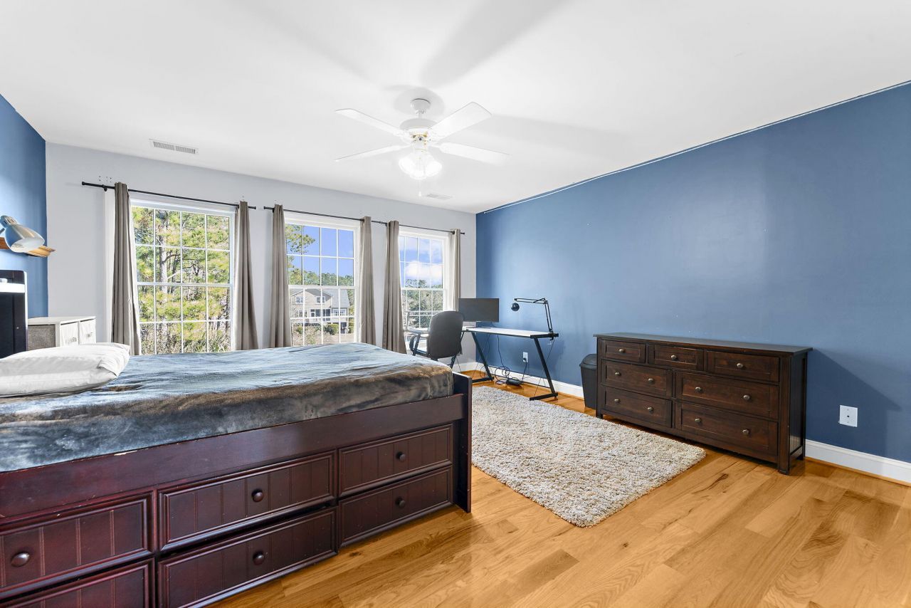 1823 Delacourt Avenue Photo 42