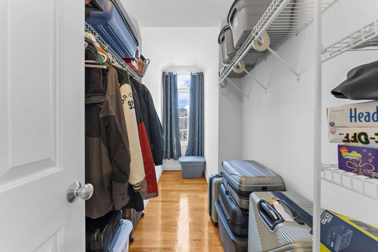 1823 Delacourt Avenue Photo 49