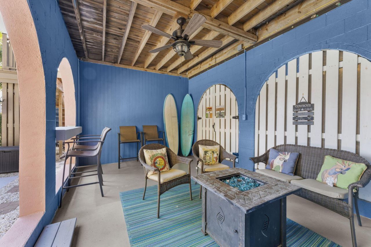 1823 Delacourt Avenue Photo 51