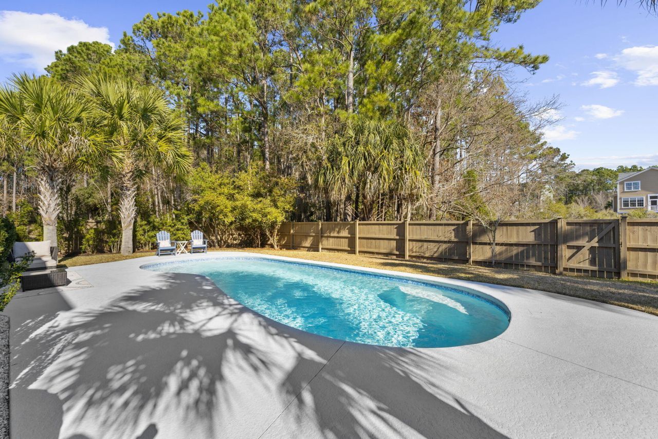 1823 Delacourt Avenue Photo 59