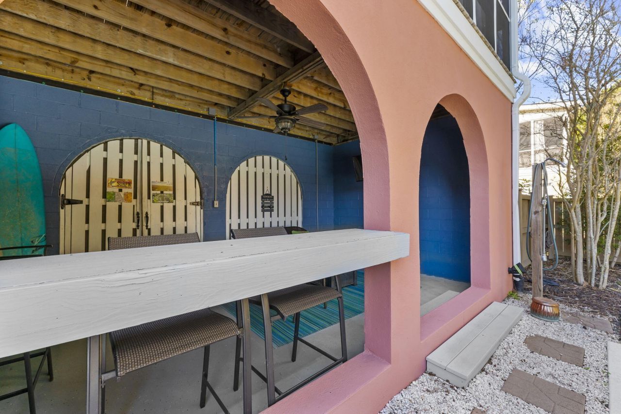 1823 Delacourt Avenue Photo 60