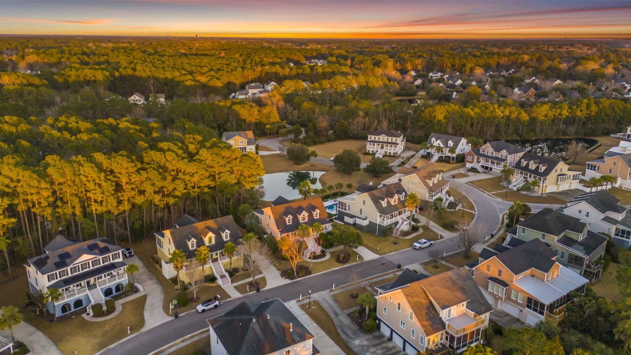 1823 Delacourt Avenue Photo 71