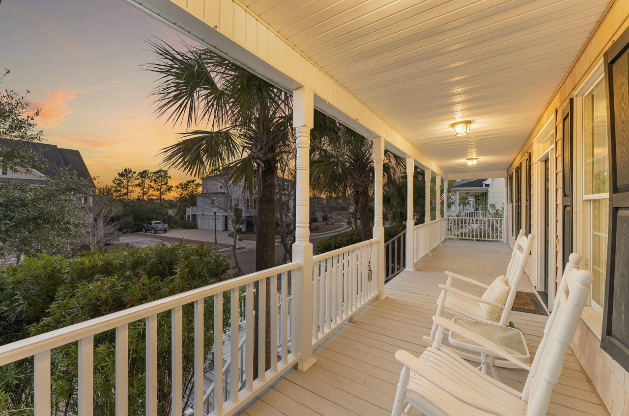 1823 Delacourt Avenue Photo 8