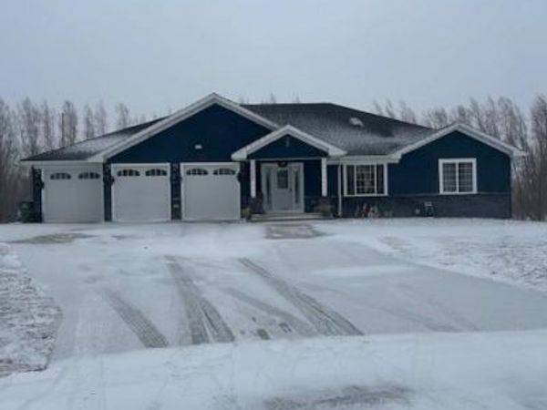 208 S Delaware Court, Fulda, MN 56131