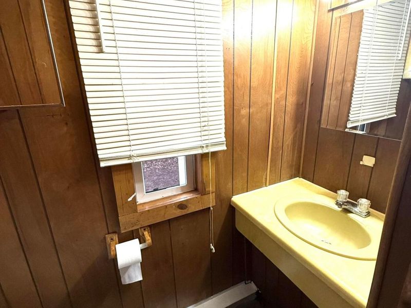 13601 NE Reid Road NW, Jeffersonville, OH 43128 Photo 20