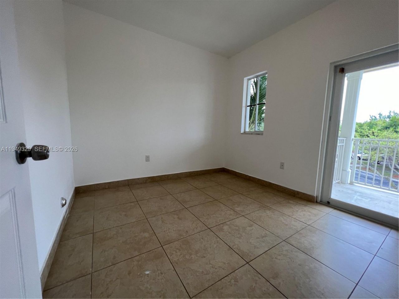 3334 NE 3rd Dr , Homestead, FL 33033 Photo