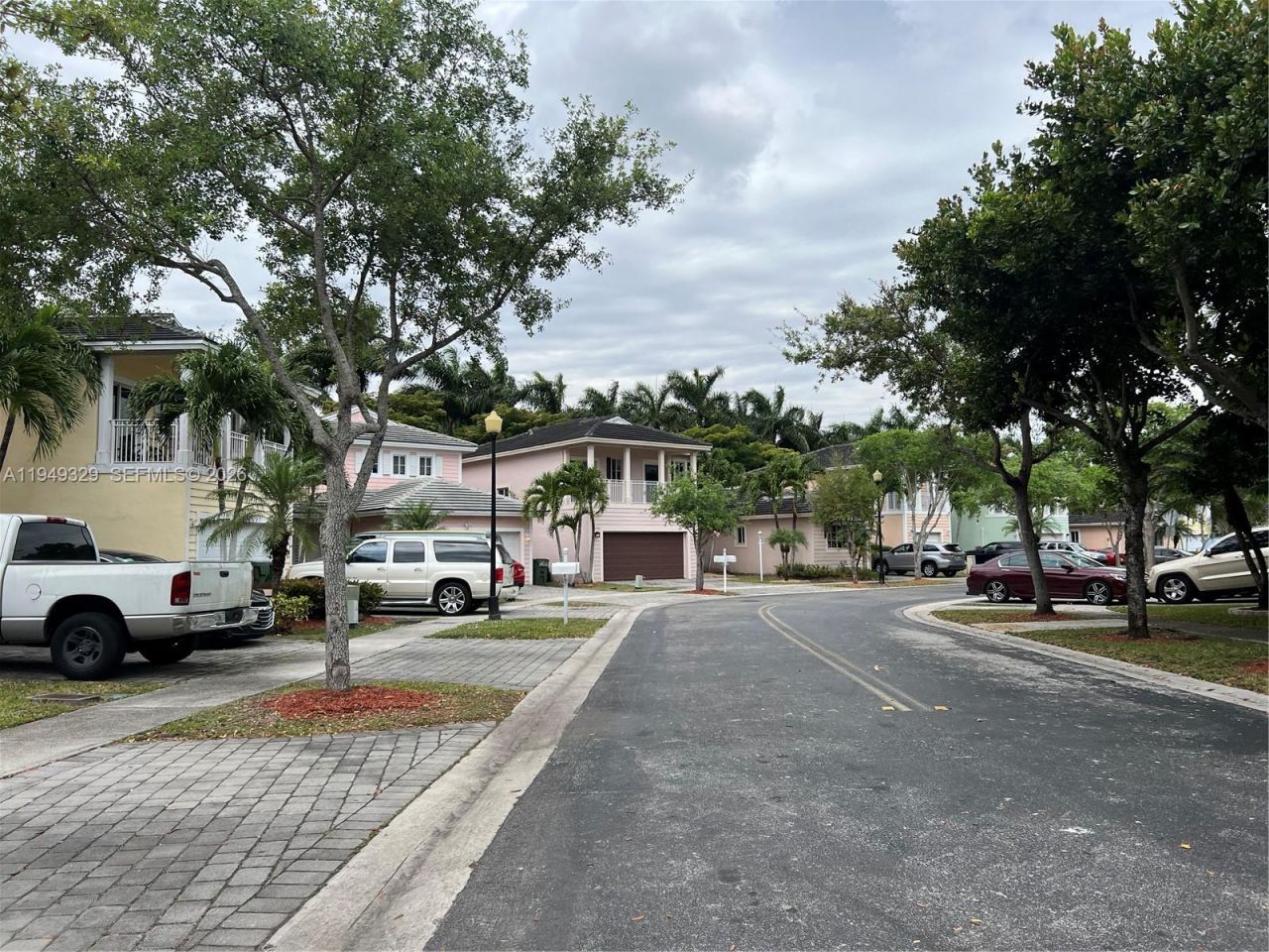 3334 NE 3rd Dr , Homestead, FL 33033 Photo