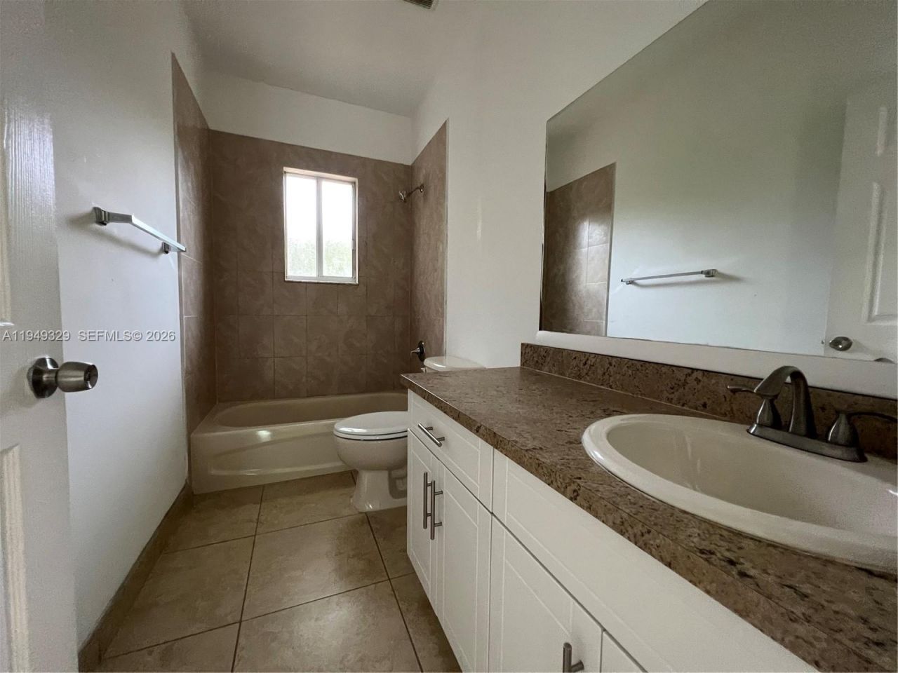 3334 NE 3rd Dr , Homestead, FL 33033 Photo