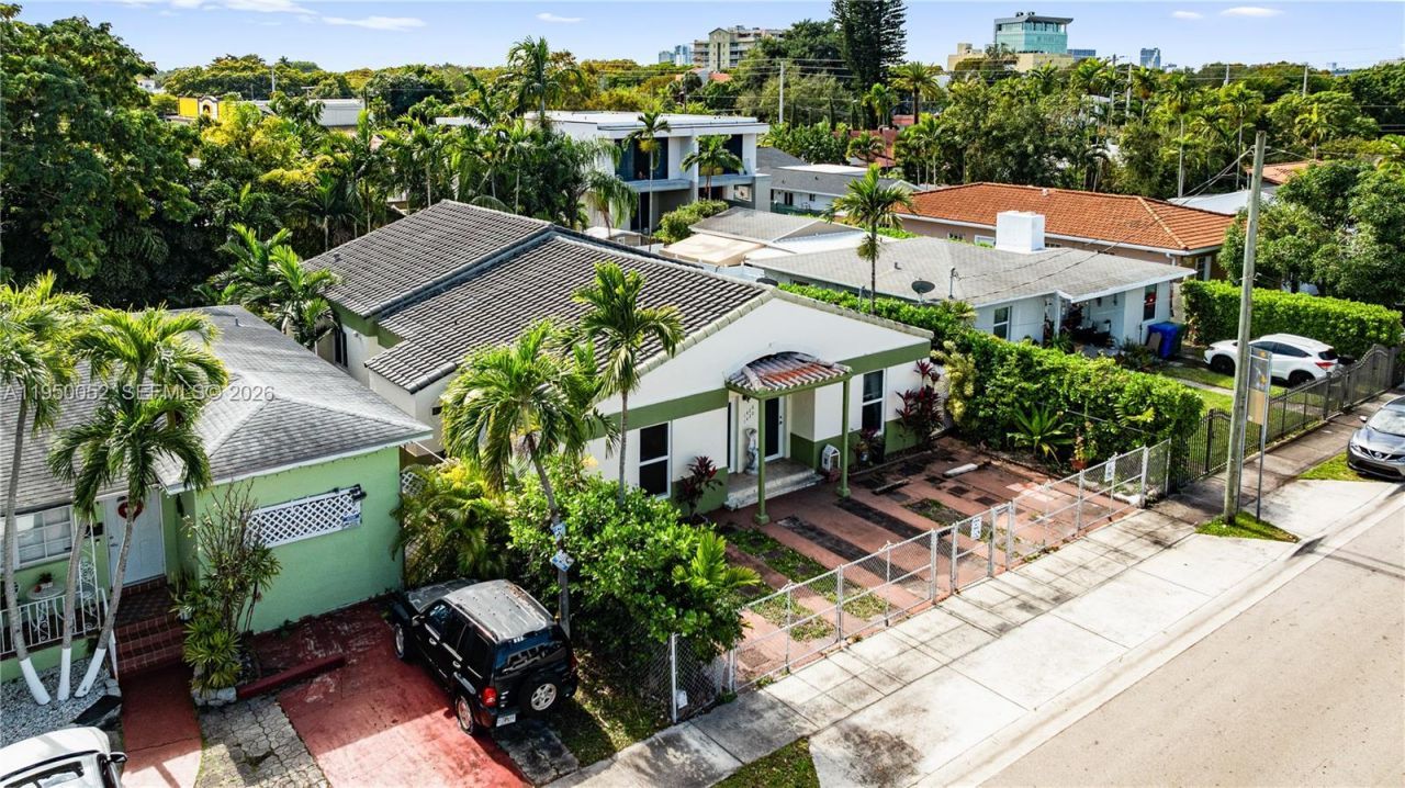 1428 SW 20th St, Miami, FL 33145 Photo