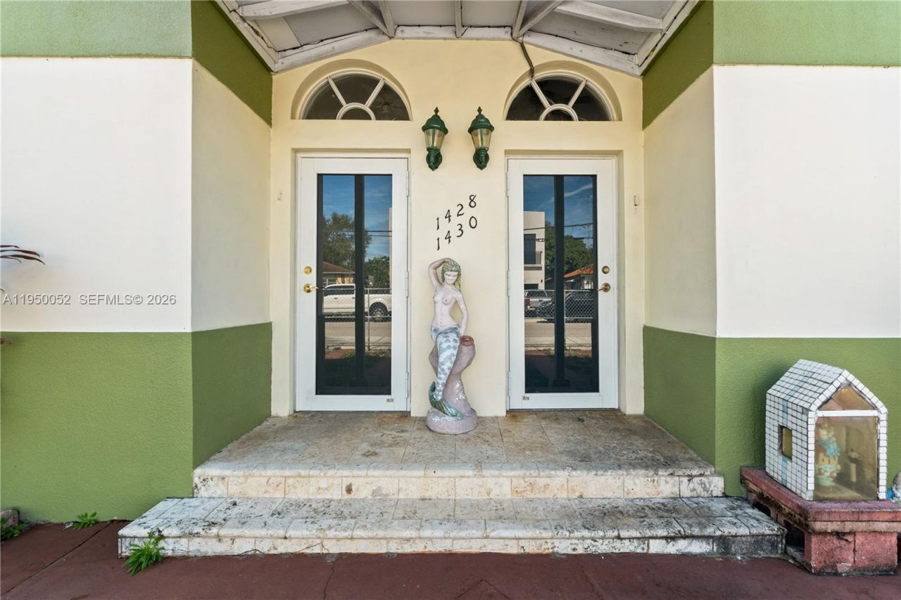 1428 SW 20th St, Miami, FL 33145 Photo