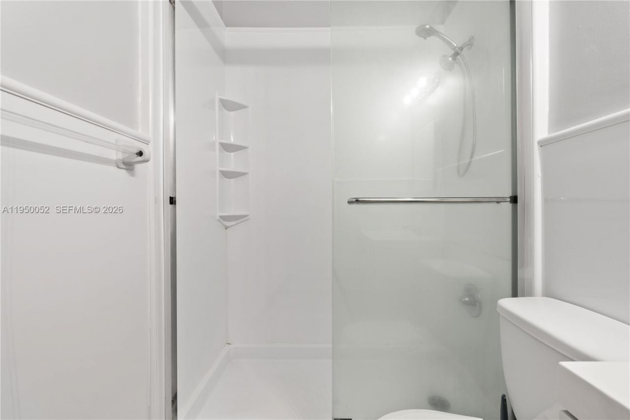 1428 SW 20th St, Miami, FL 33145 Photo