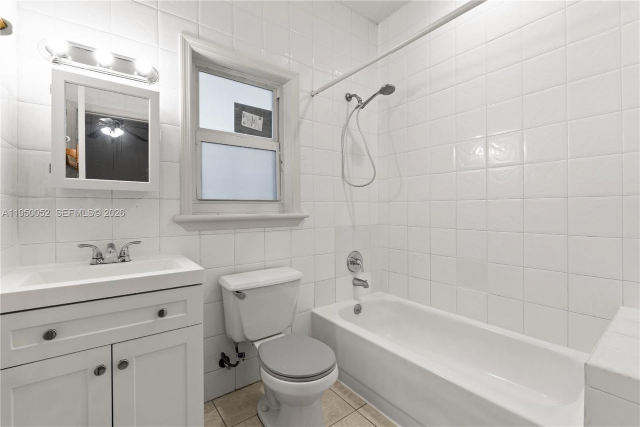 1428 SW 20th St, Miami, FL 33145 Photo