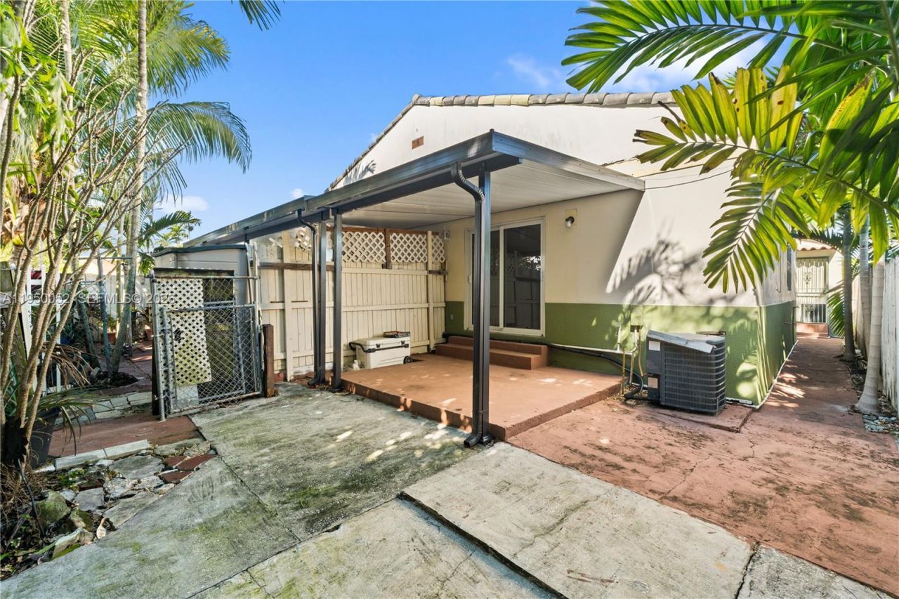 1428 SW 20th St, Miami, FL 33145 Photo