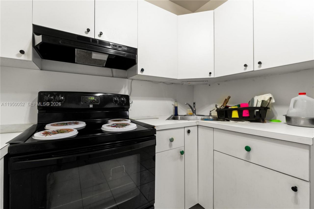 1428 SW 20th St, Miami, FL 33145 Photo