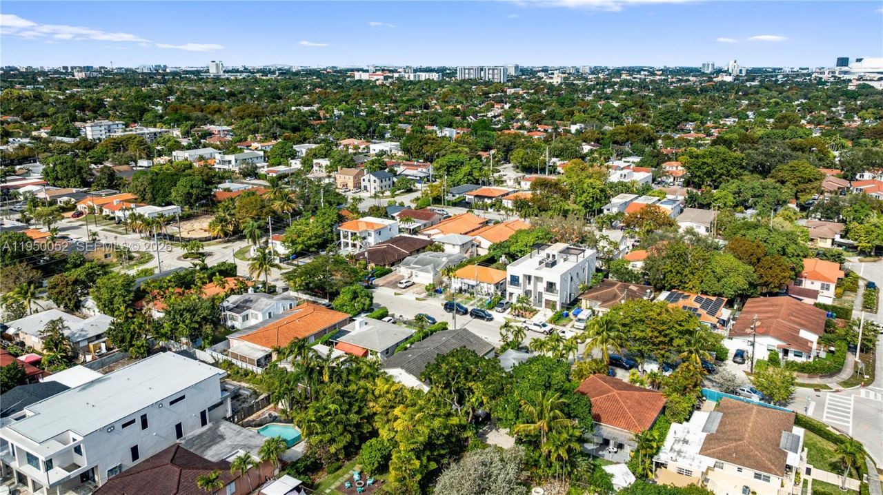 1428 SW 20th St, Miami, FL 33145 Photo