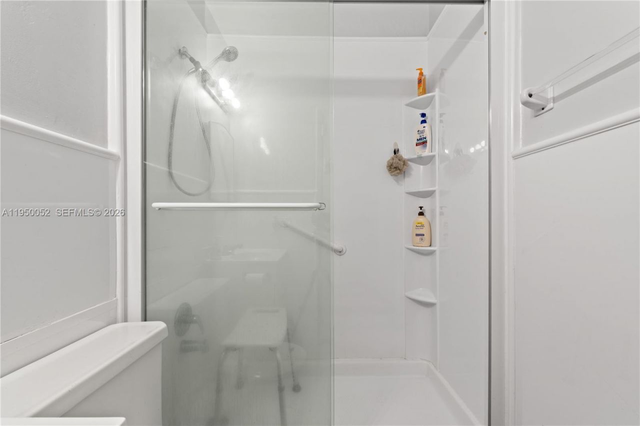 1428 SW 20th St, Miami, FL 33145 Photo