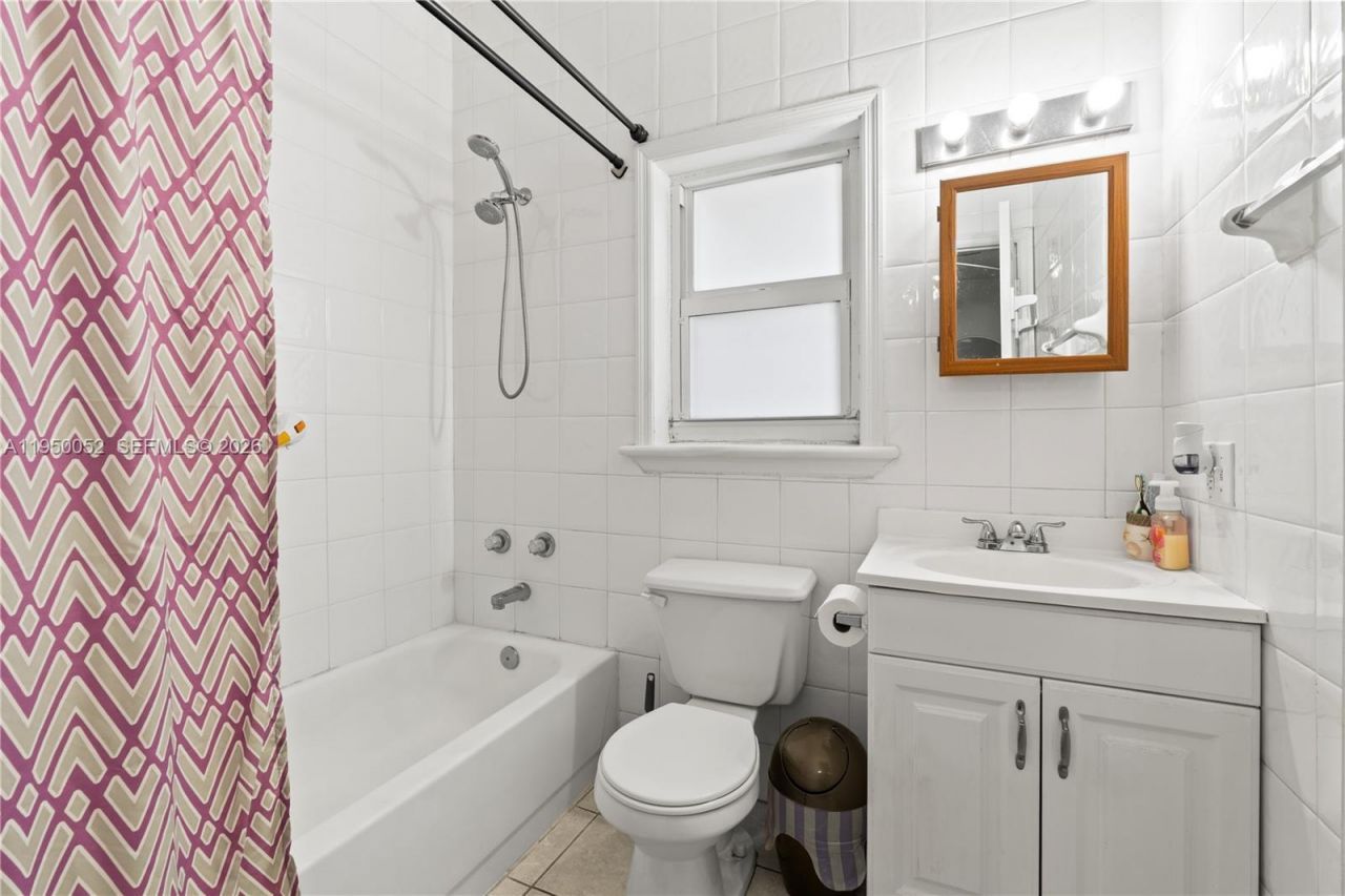 1428 SW 20th St, Miami, FL 33145 Photo