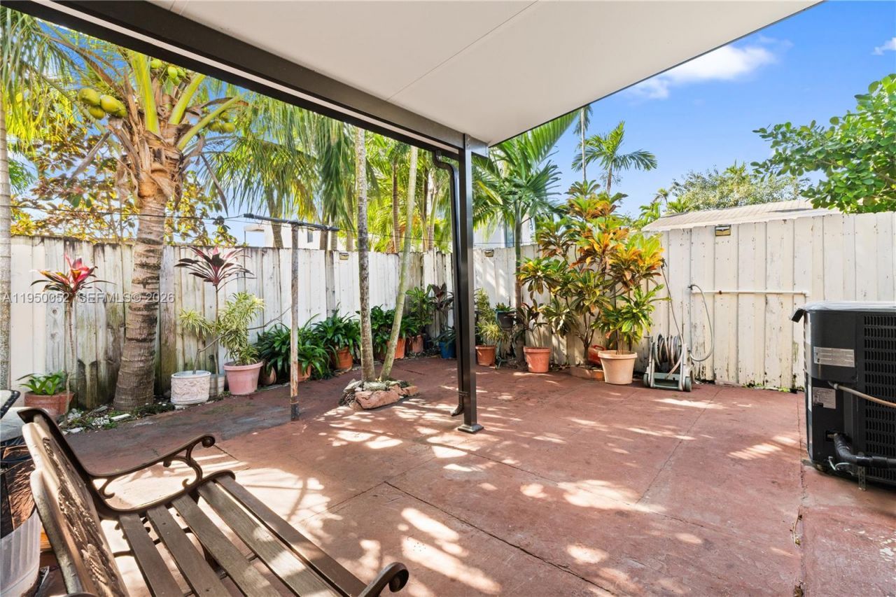 1428 SW 20th St, Miami, FL 33145 Photo