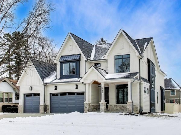 160 E Cayuga Avenue, Elmhurst, IL 60126