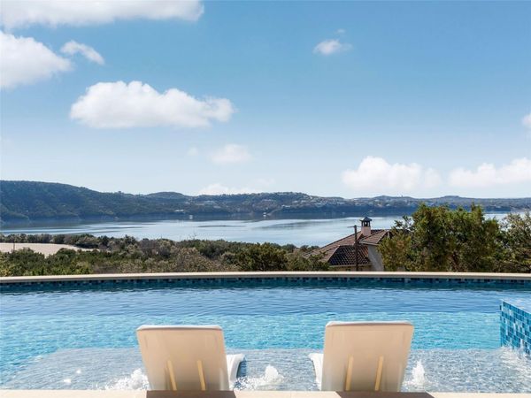 13805 Skyline DR, Austin, TX 78732