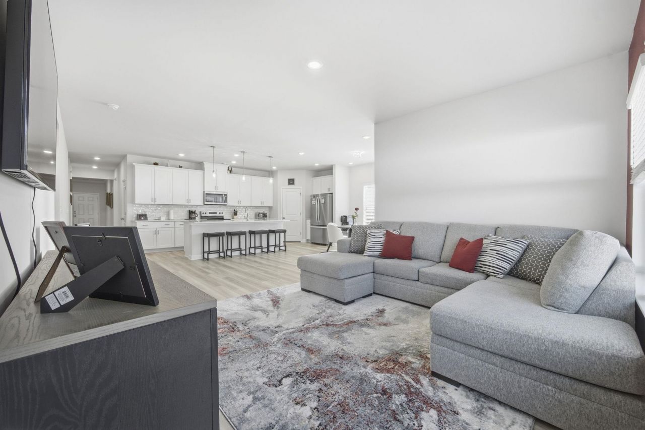 964 Maya Layne Dr. Photo 5