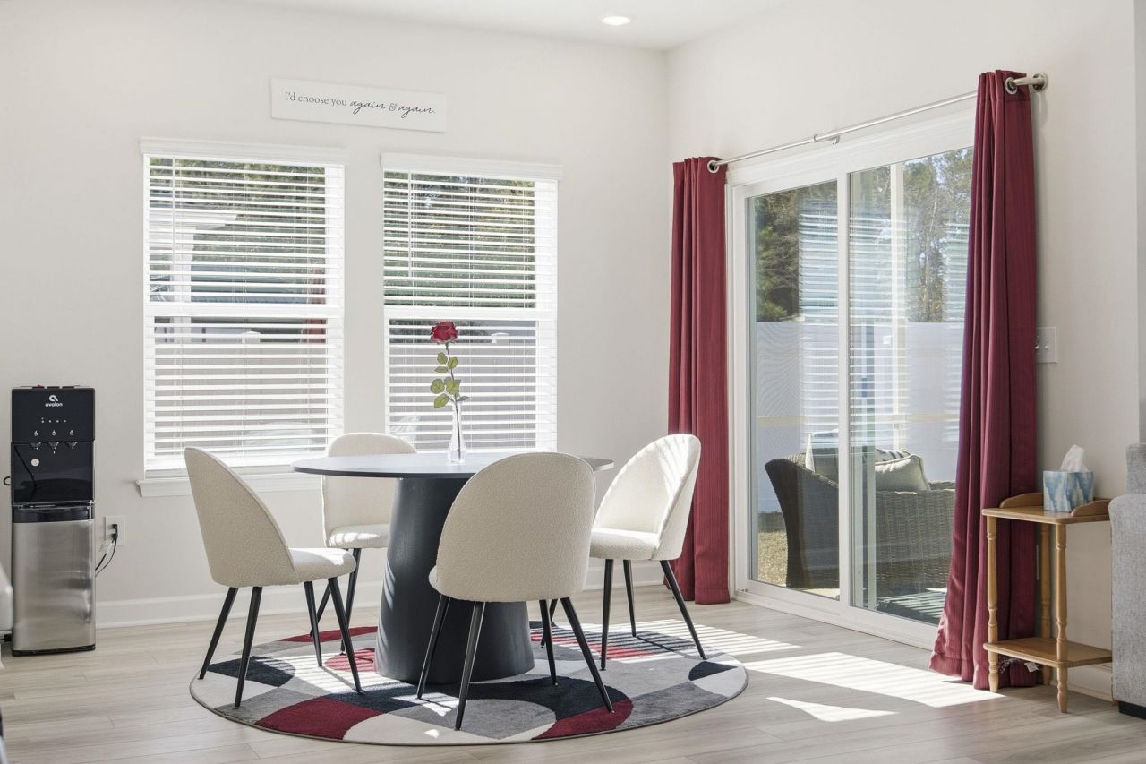 964 Maya Layne Dr. Photo 6